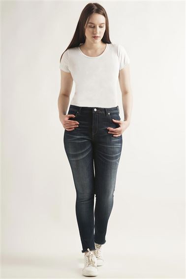 image of Yui Skinny